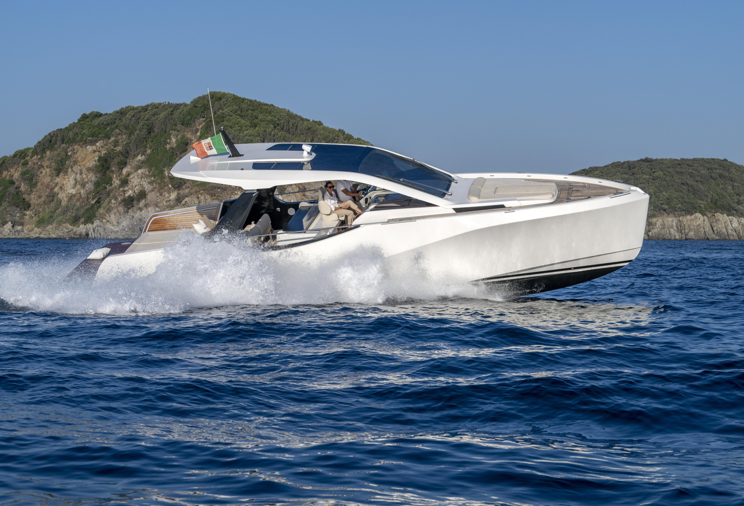 IY 43 Veloce — photo 36