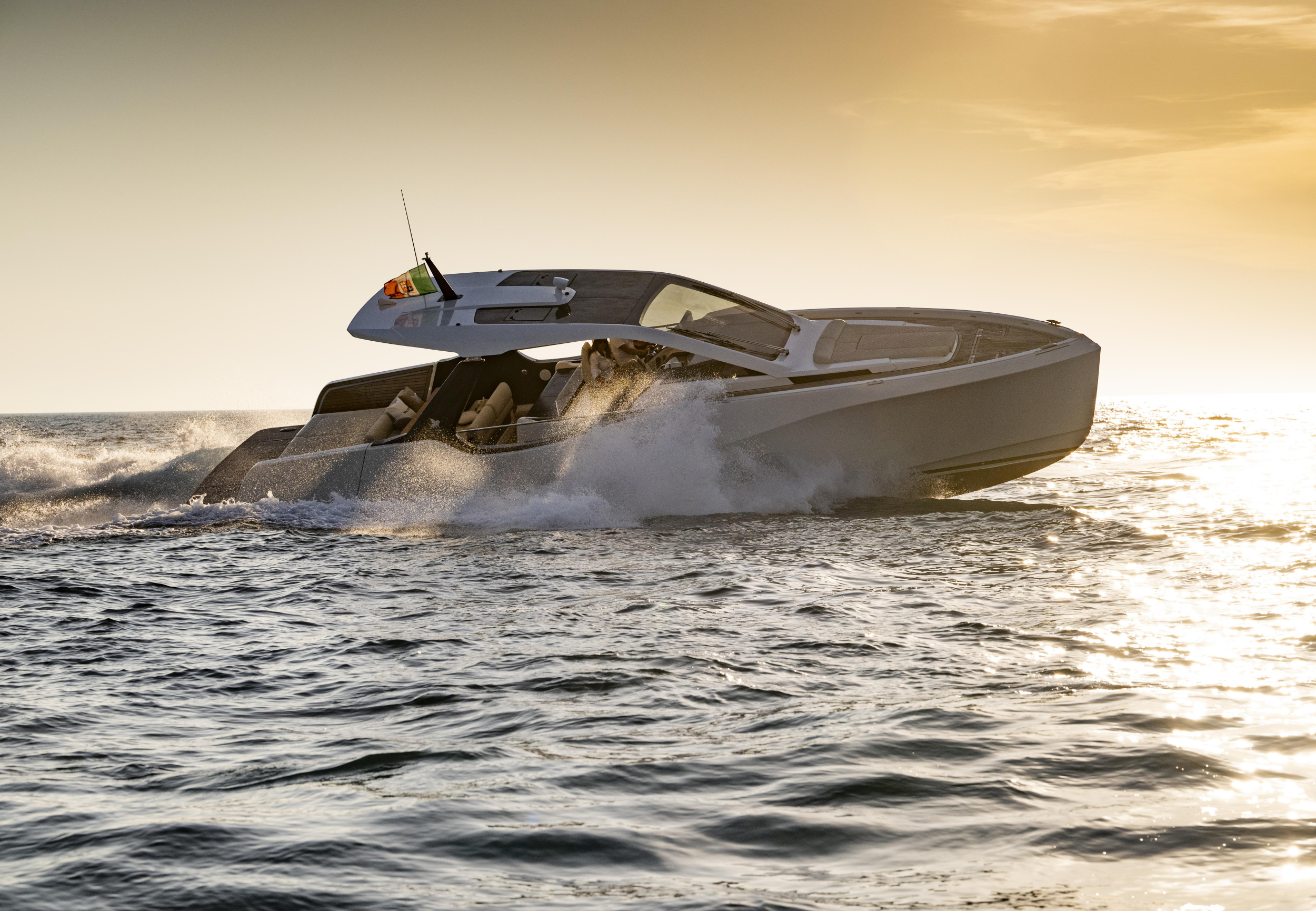 IY 43 Veloce — photo 30