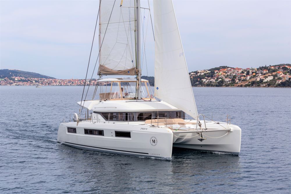Photo #24 - Lagoon 50 (SUNSHINE) in Trogir - 20274
