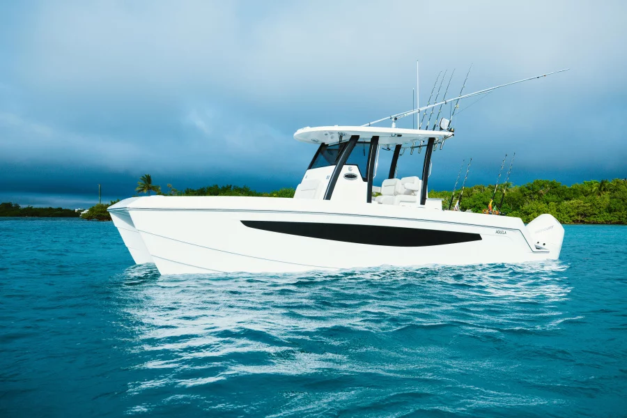 Aquila 28 (SeaRunner)  - 25