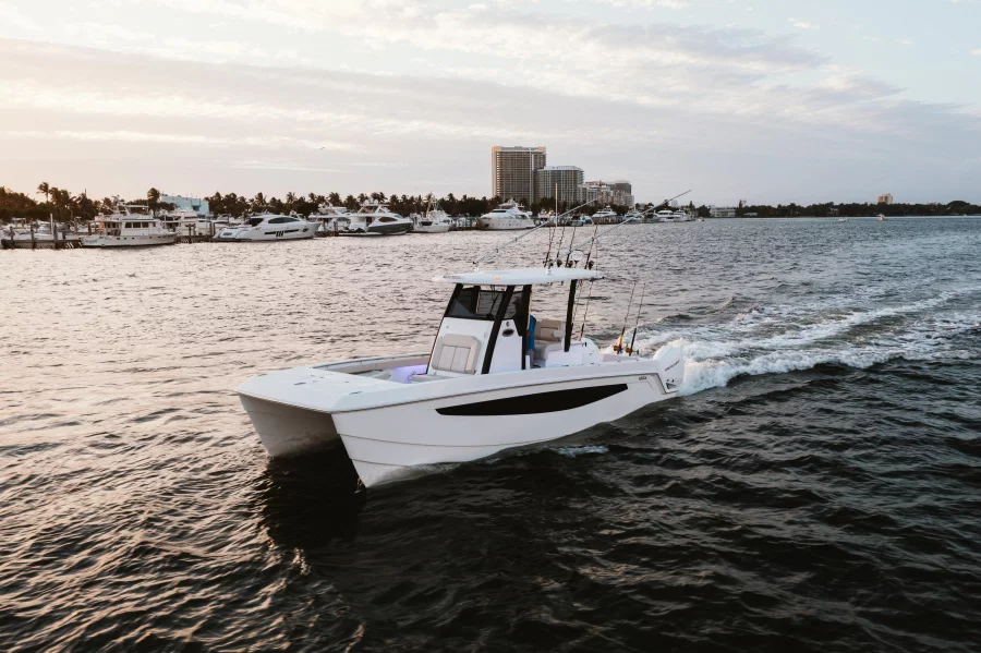 Aquila 28 (SeaRunner)  - 19