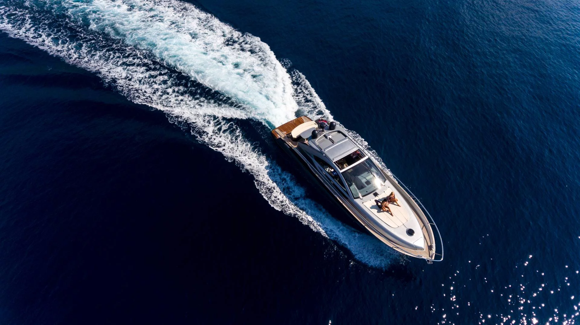 Pearl Sea 56 (Silver Arrow)  - 6