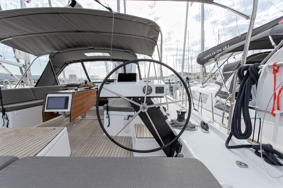 Photo #7 - Dufour 530 (ANNA III) en Trogir - 16231