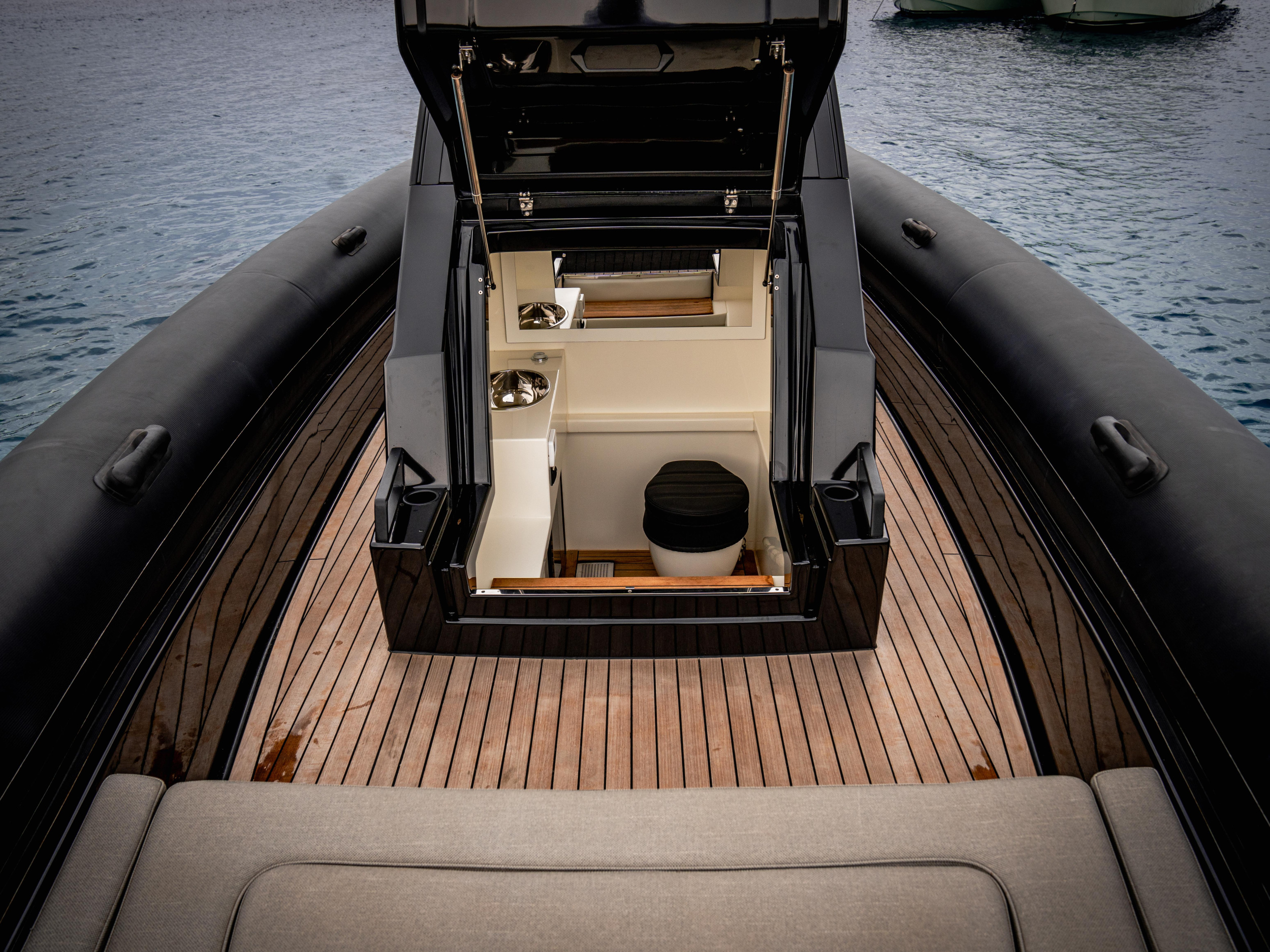Photo #16 - Technohull 38 Grand Sport (SEADUCTION) in Mykonos - 61608