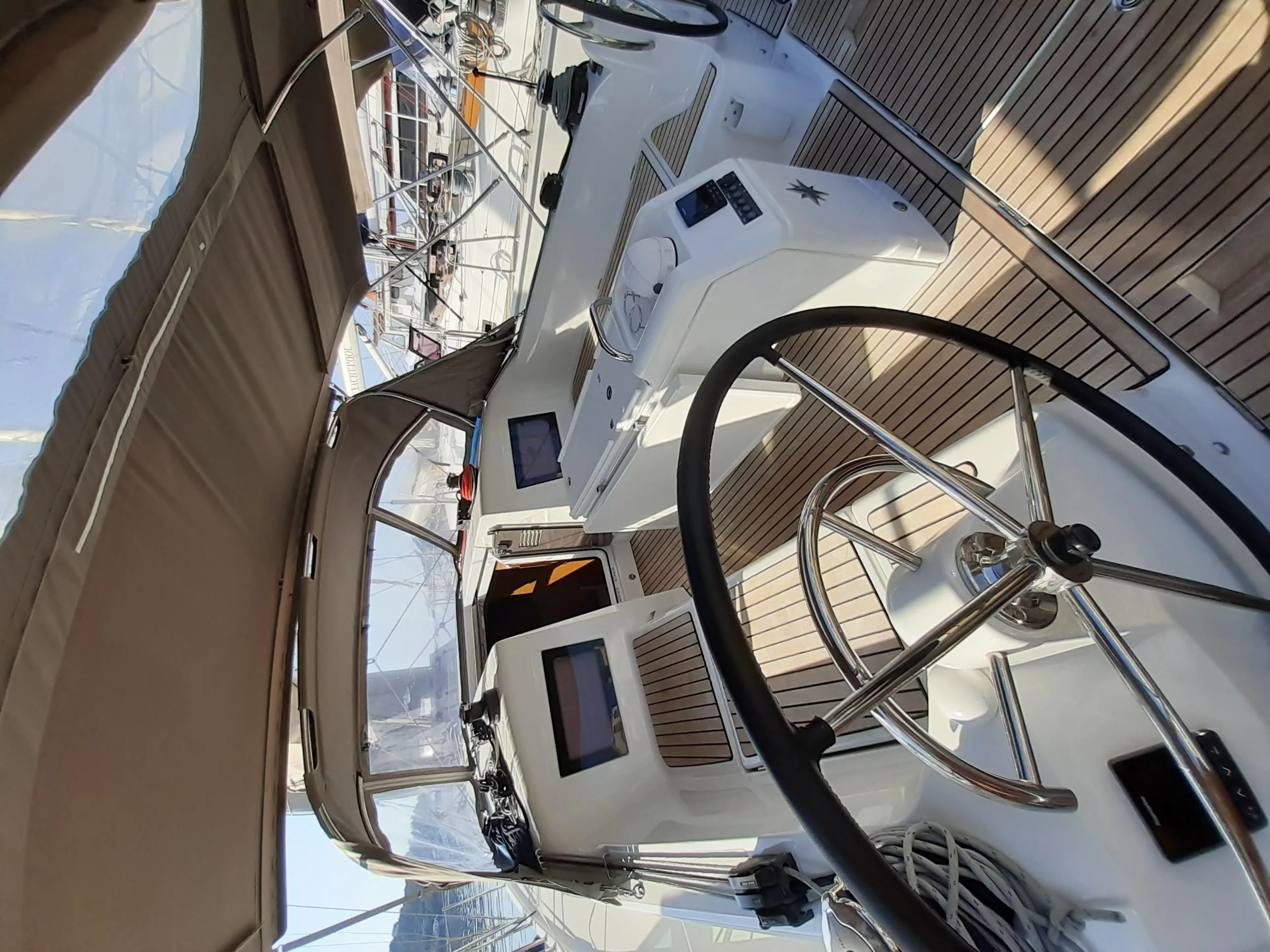 Sun Odyssey 410 (Kymothoe)  - 2