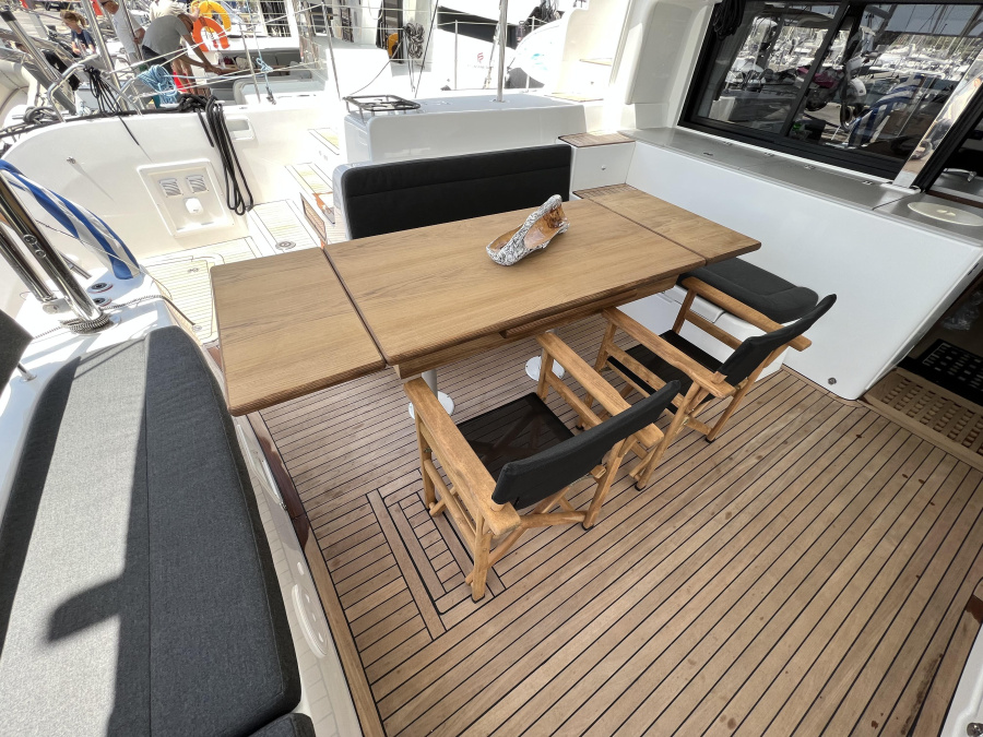 Lagoon 46 — photo 17