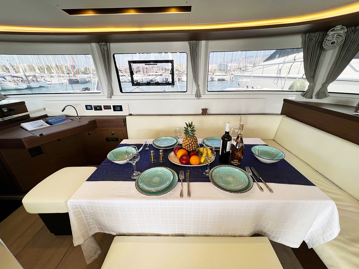 Photo #13 - Lagoon 46 (GALAXY (air condition, , ) _Skippered Only_) en Athènes - 16340