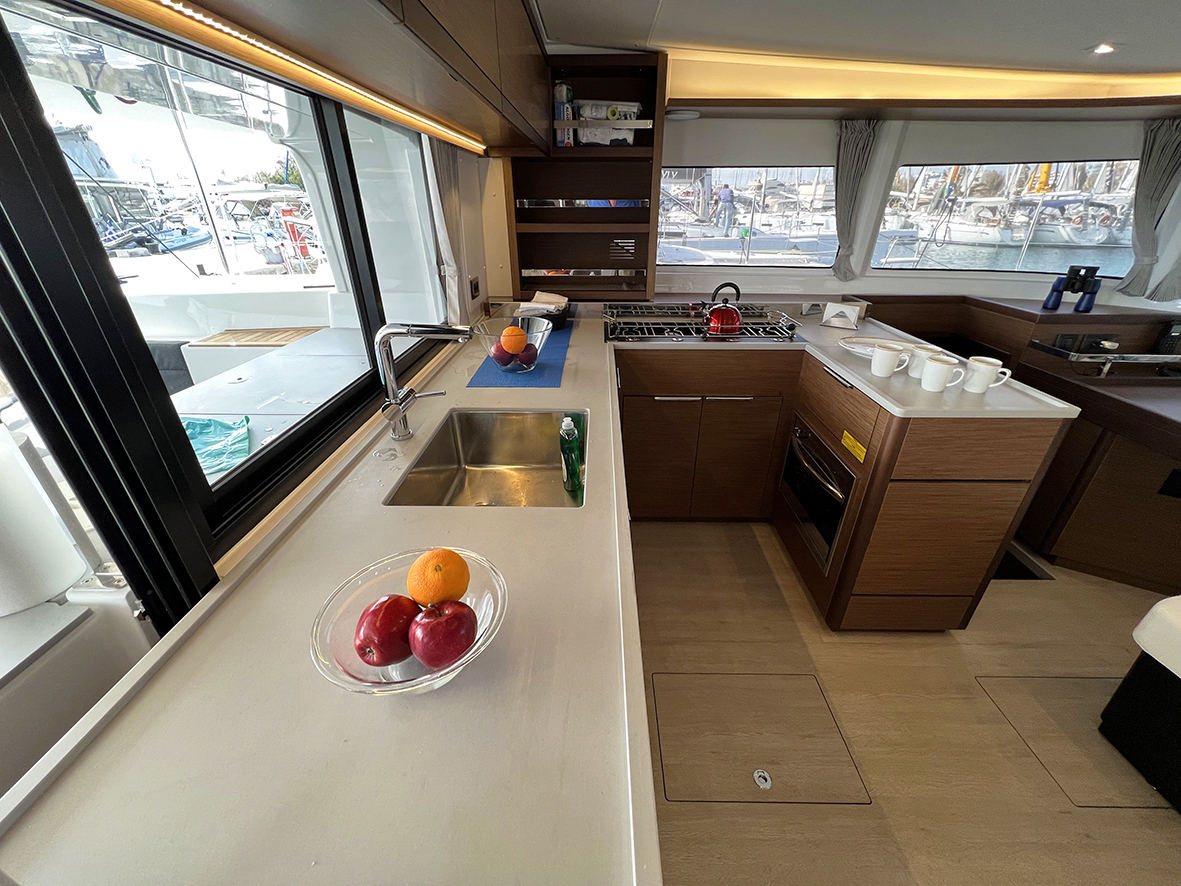 Photo #15 - Lagoon 46 (GALAXY (air condition, , ) _Skippered Only_) en Athènes - 16340