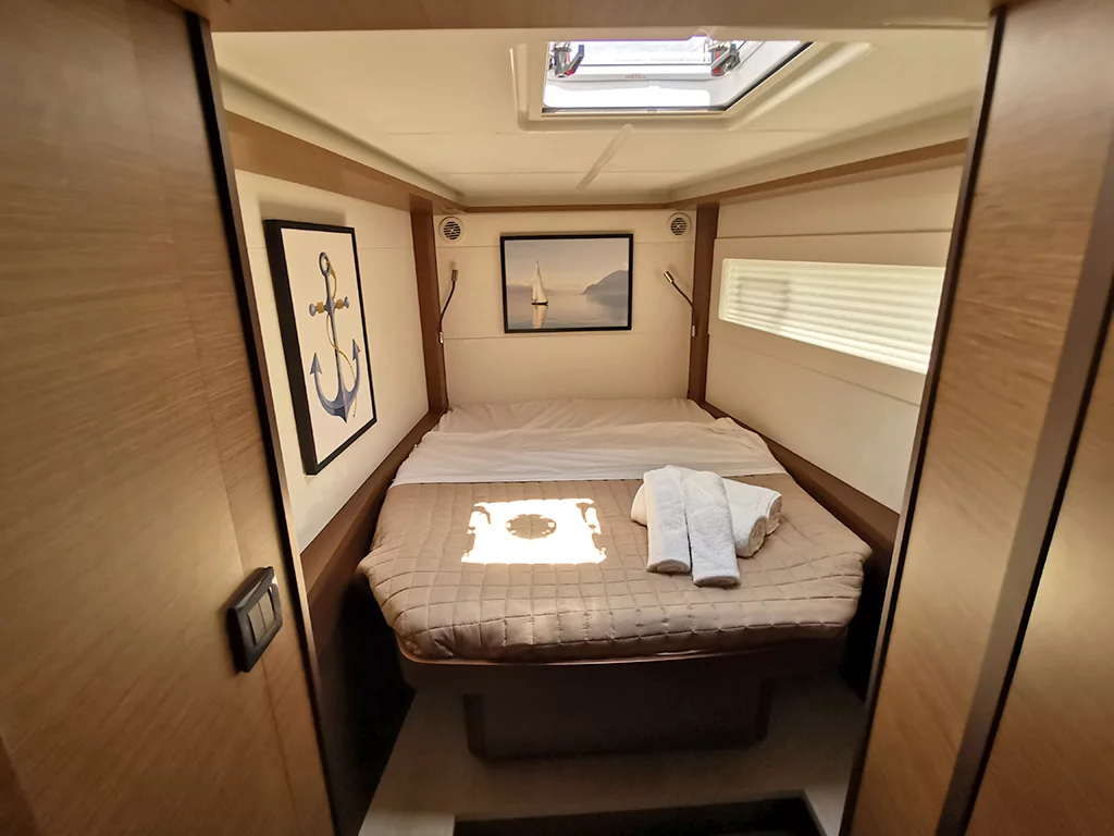Lagoon 46 (GALAXY (air condition, , ) _Skippered Only_)  - 2