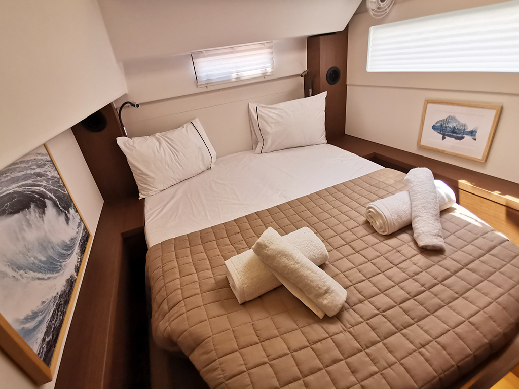 Photo #6 - Lagoon 46 (GALAXY (air condition, , ) _Skippered Only_) en Athènes - 16340