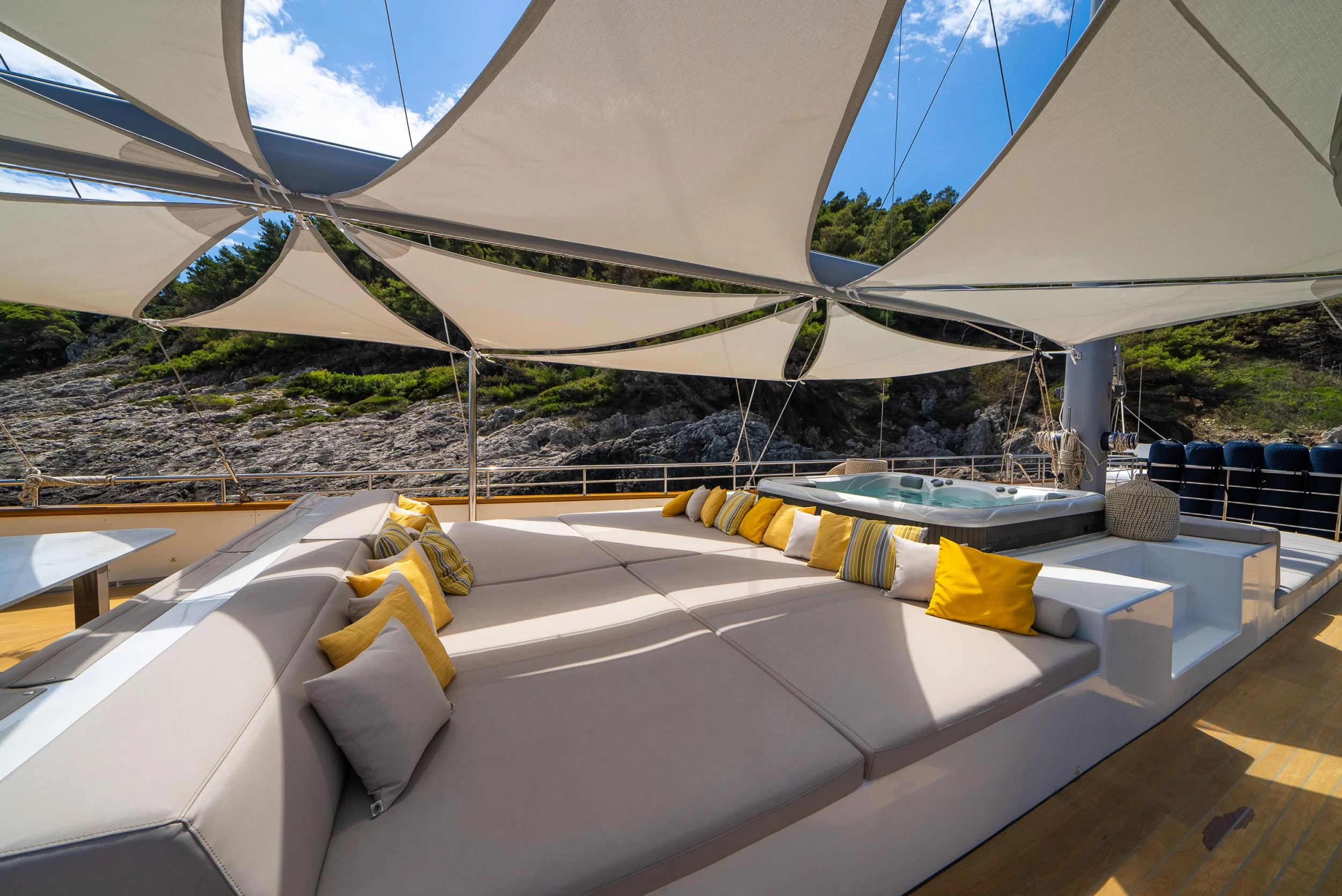 Luxury Sailing Yacht - Dalmatino (Dalmatino)  - 72
