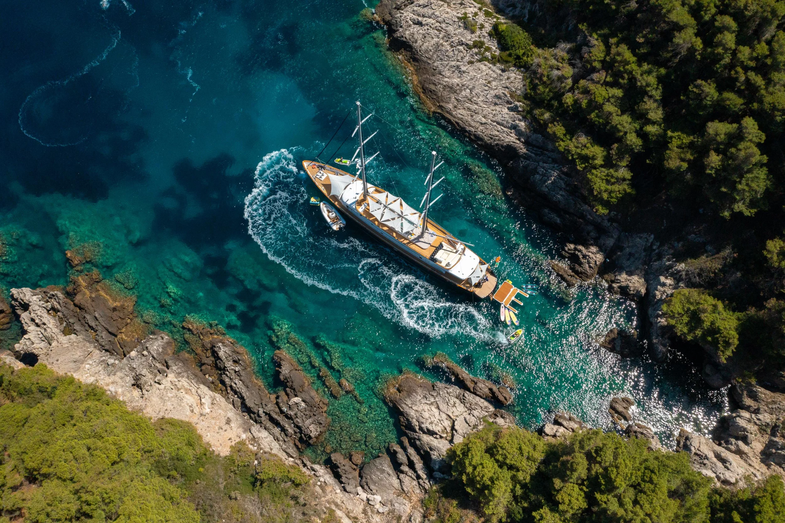 Luxury Sailing Yacht - Dalmatino (Dalmatino)  - 35