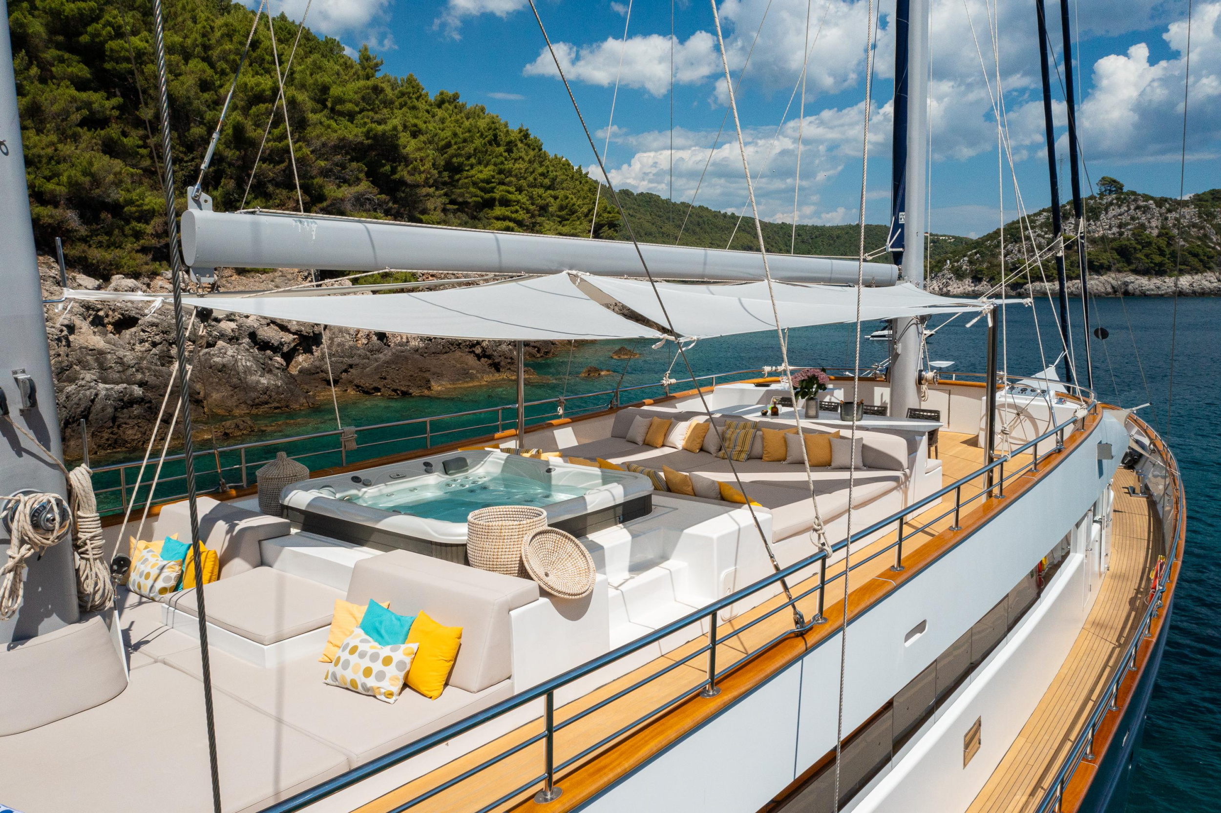 Photo #35 - Luxury Sailing Yacht - Dalmatino (Dalmatino) en Split - 63827