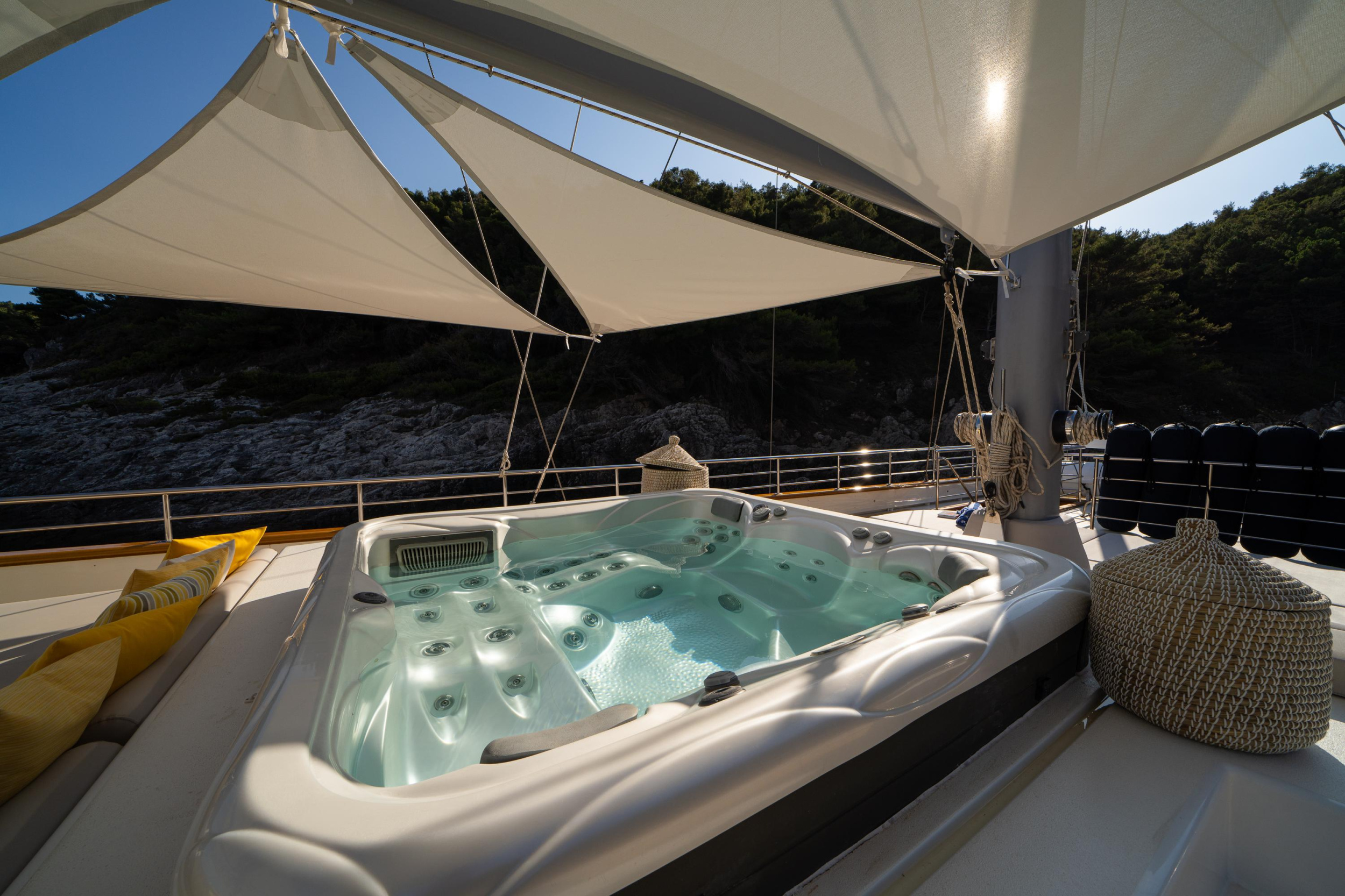 Photo #27 - Luxury Sailing Yacht - Dalmatino (Dalmatino) en Split - 63827