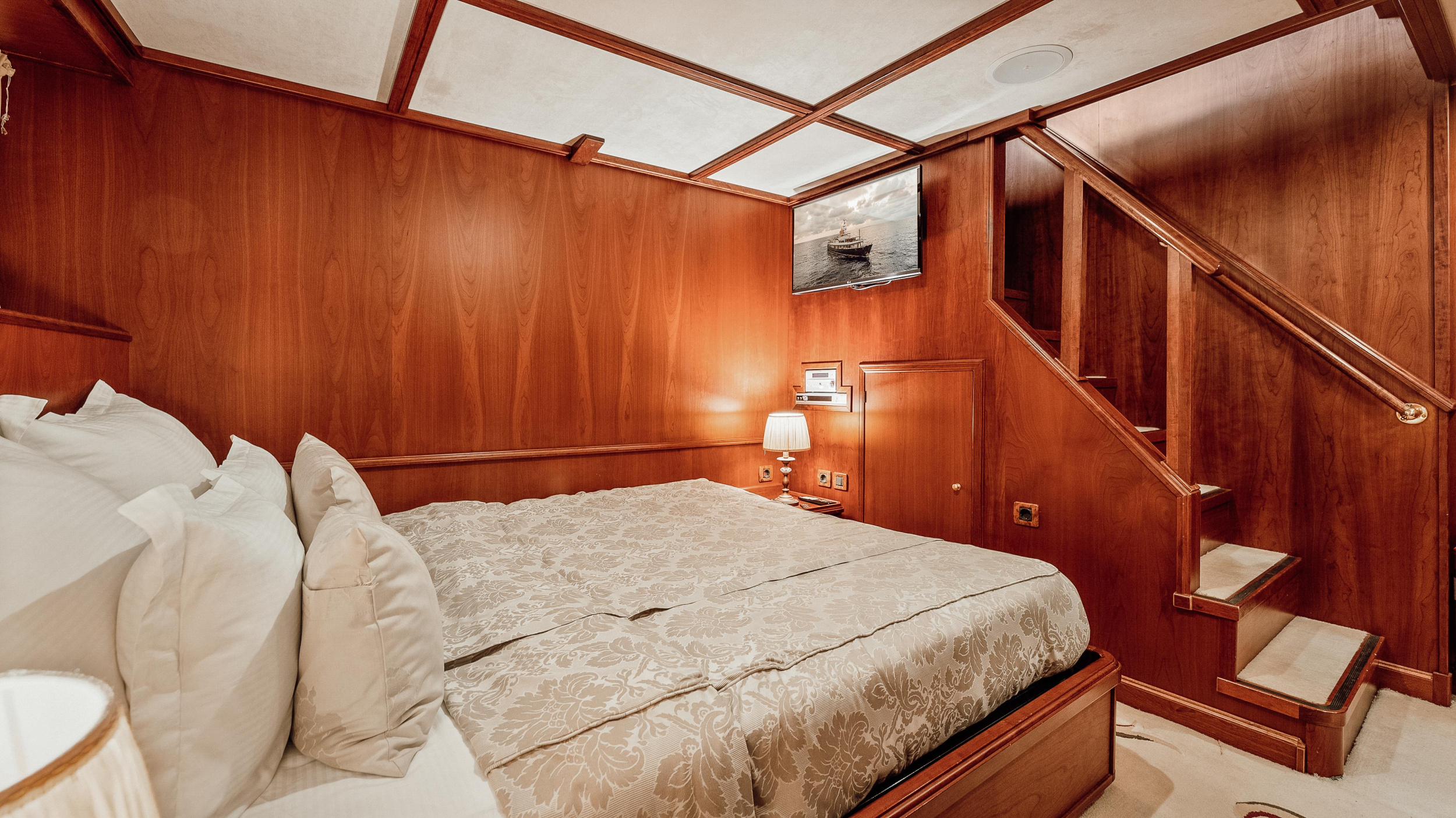 Photo #47 - Motoryacht Seagull 2 (Seagull II) in Split - 63829