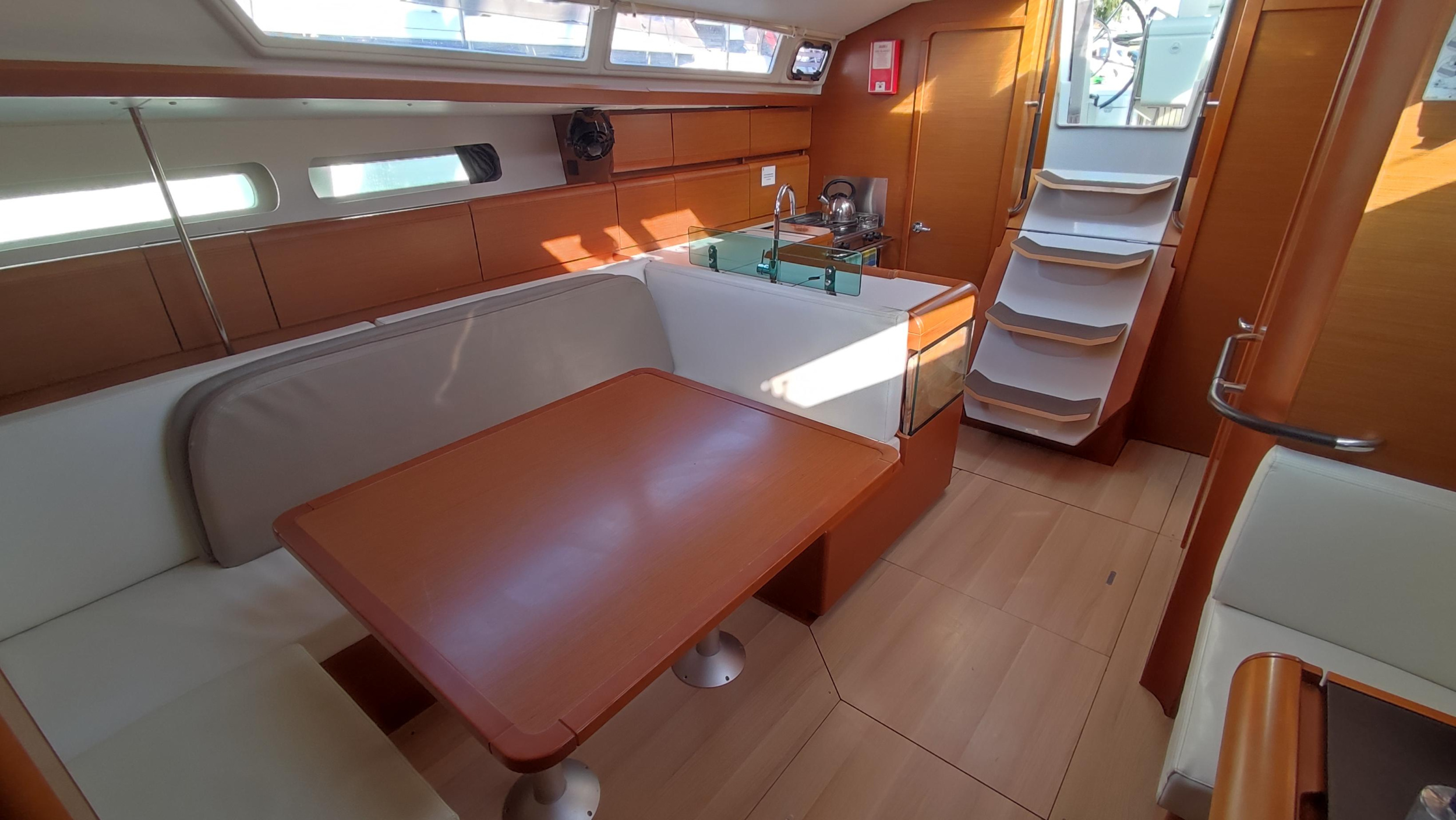Photo #6 - Sun Odyssey 419 (Eione) in Volos - 11334