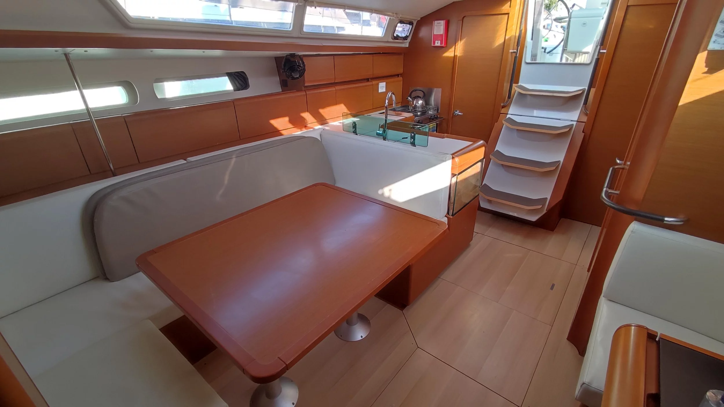 Sun Odyssey 419 (Eione)  - 5