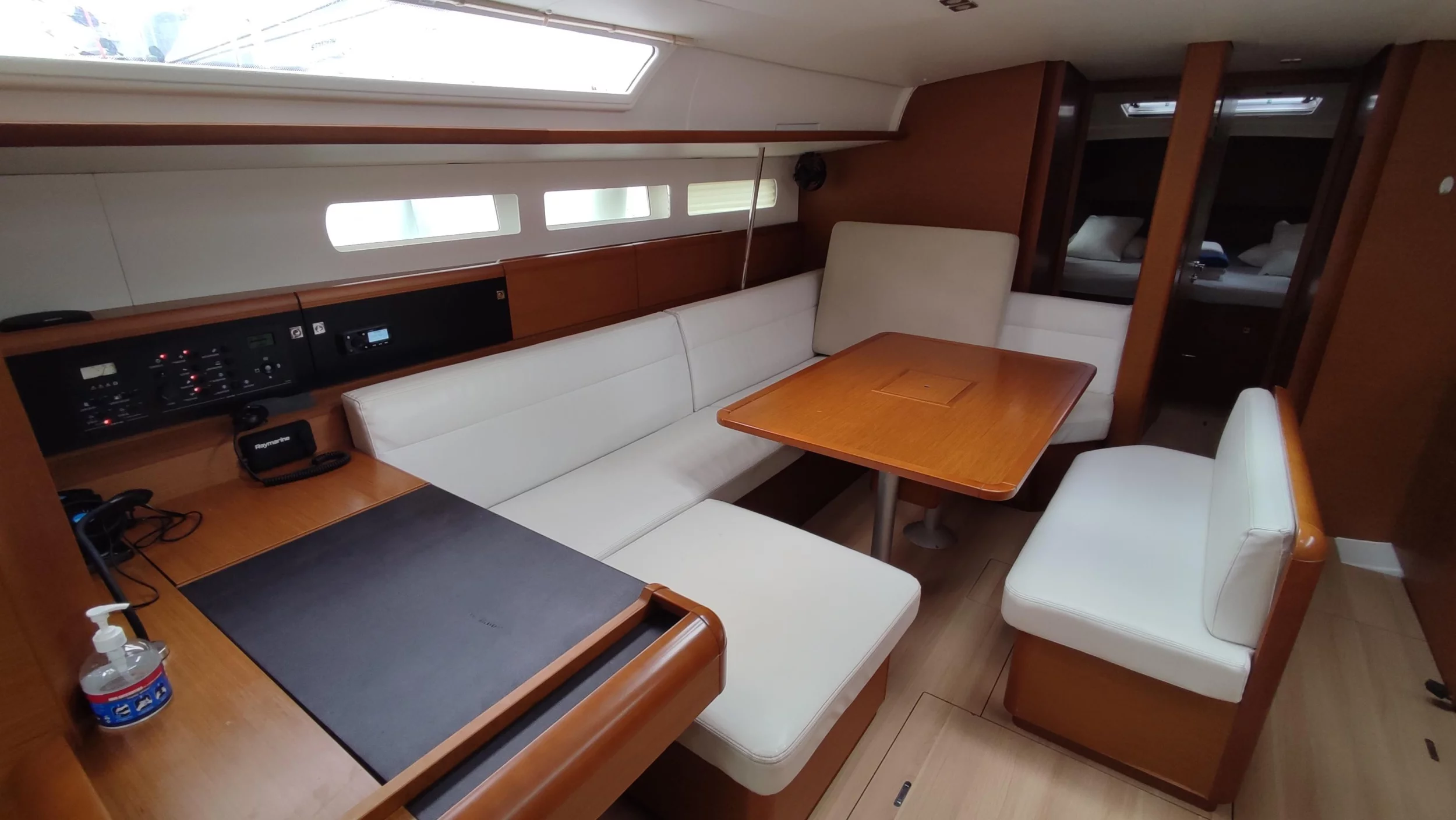 Sun Odyssey 519 (Amfithoe)  - 14