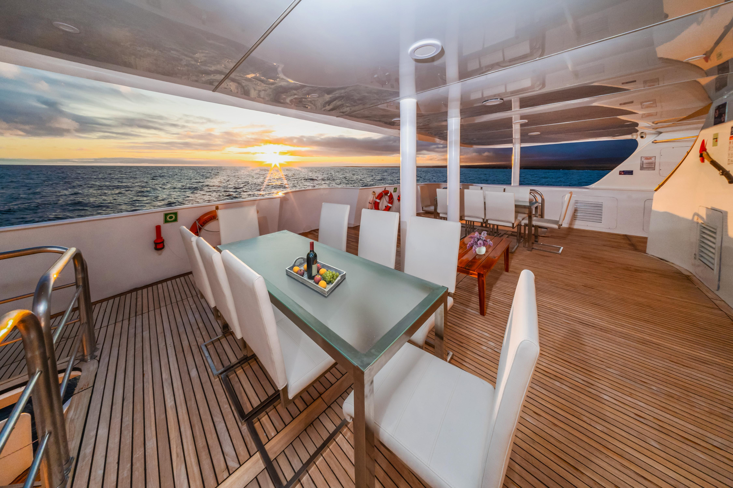 Catamaran - Treasure — photo 42