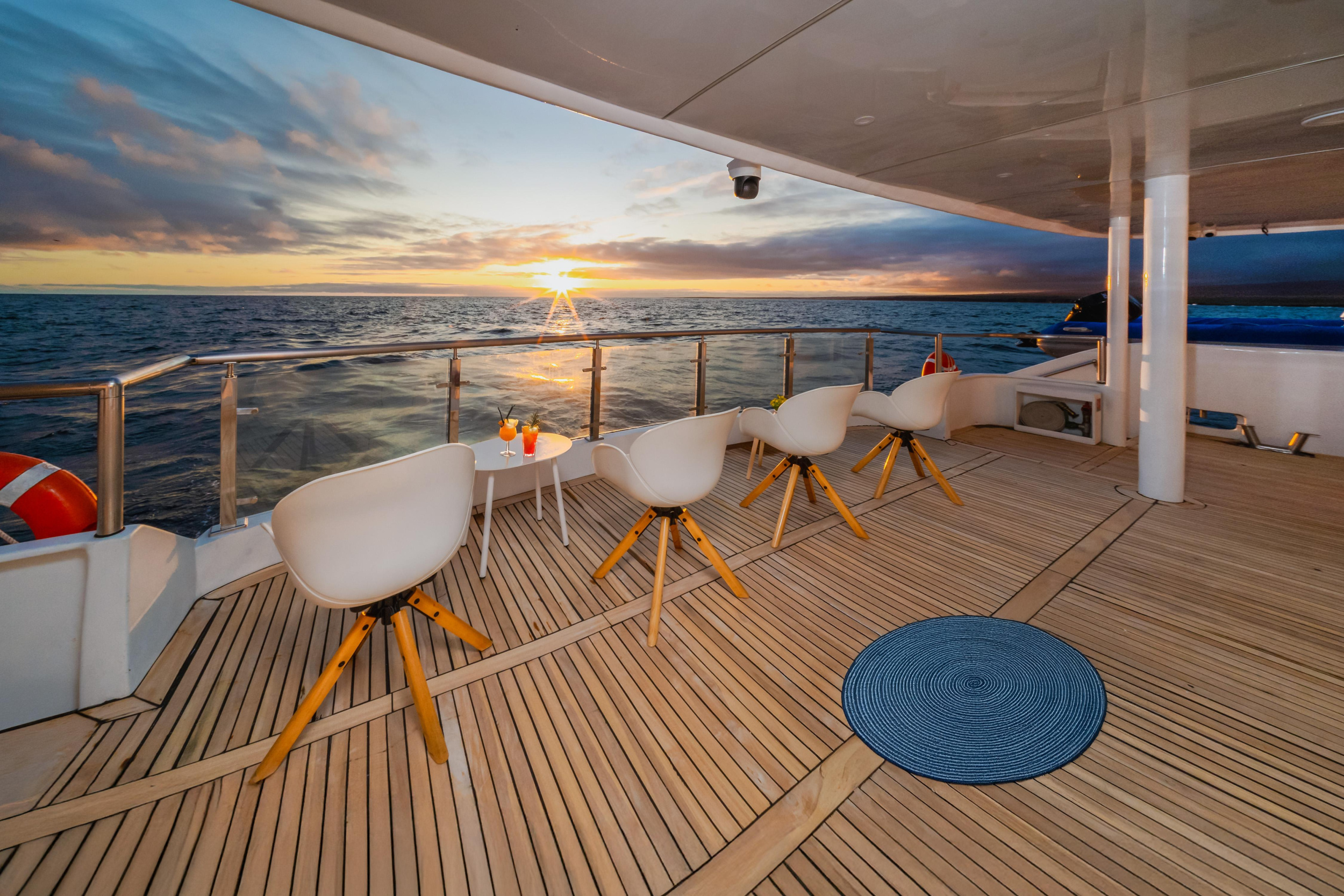 Catamaran - Treasure — photo 28
