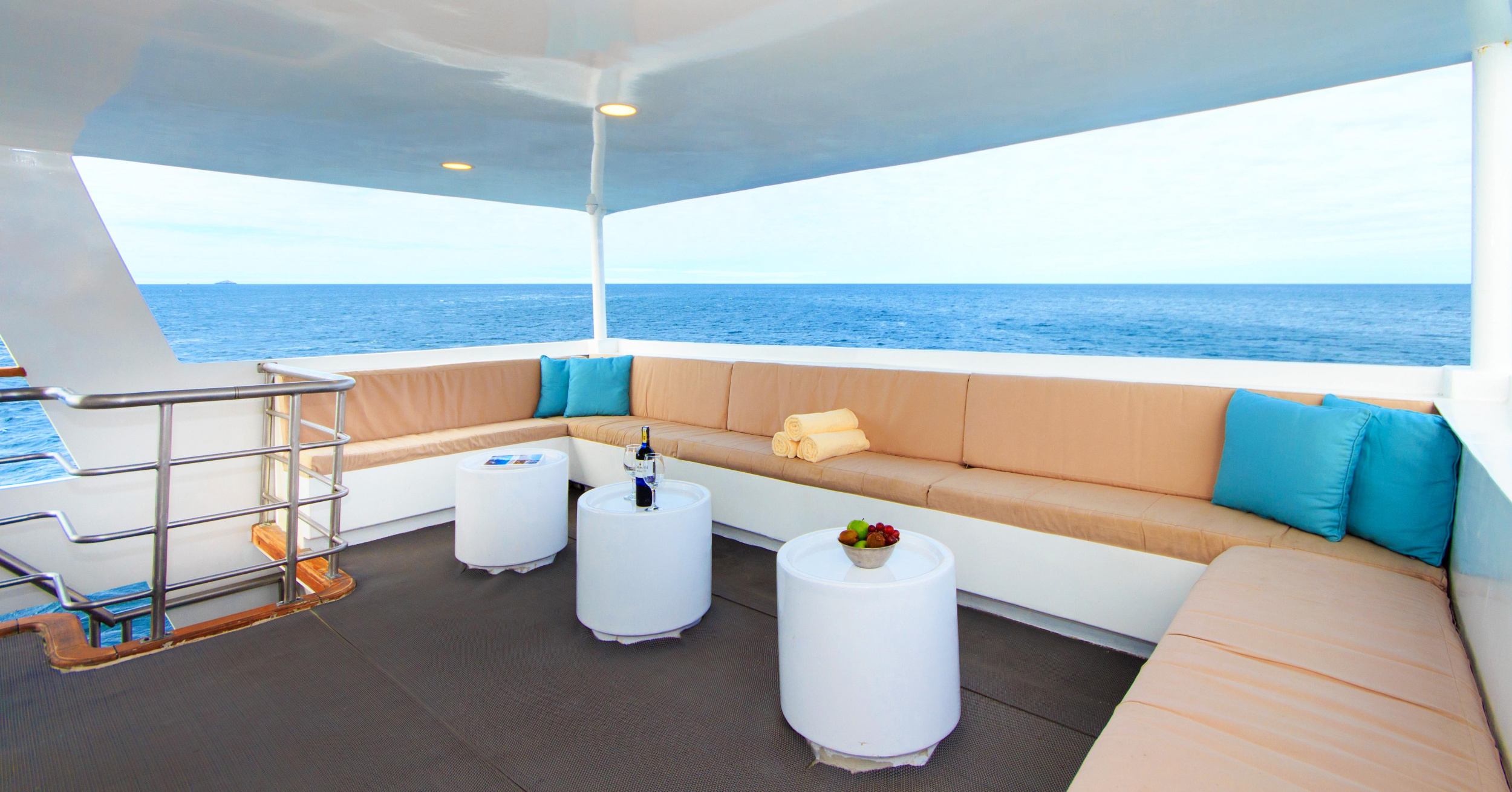 Motoryacht - Aqua — photo 13