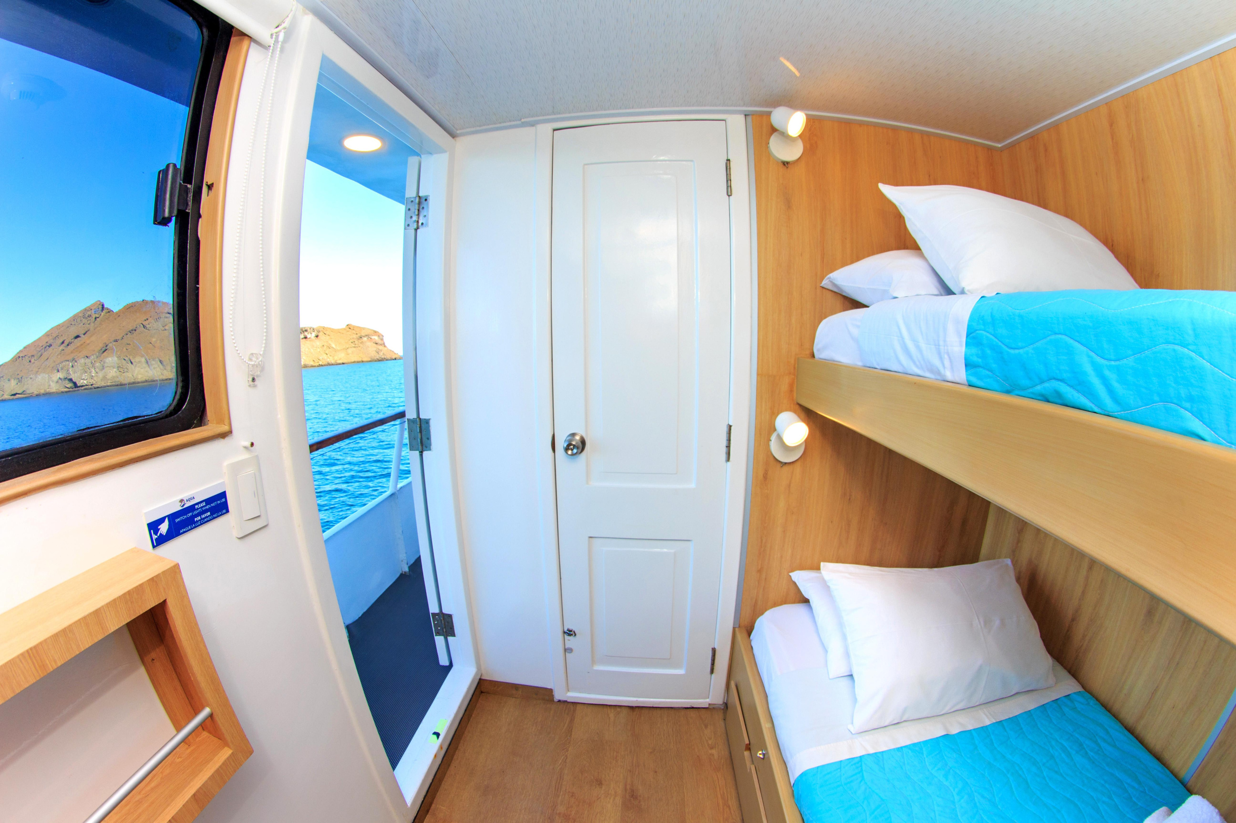 Motoryacht - Aqua — photo 2