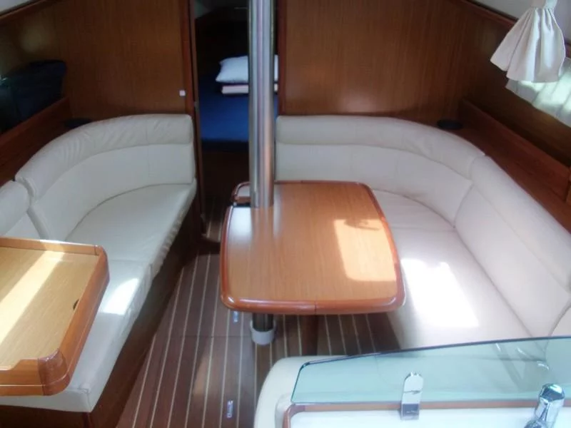 Sun Odyssey 36i (Kos 36.2) Interior image - 5
