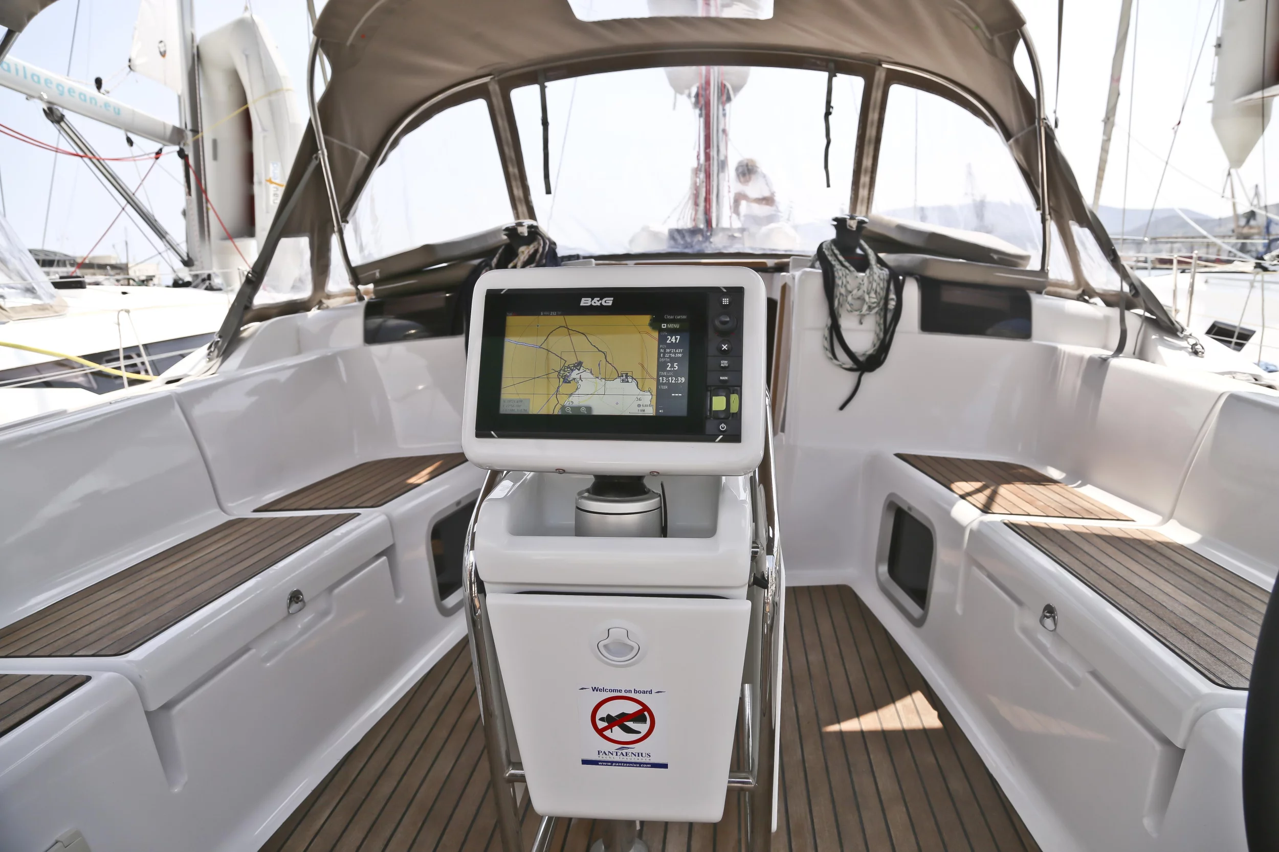 Sun Odyssey 439 (Pasithea)  - 10