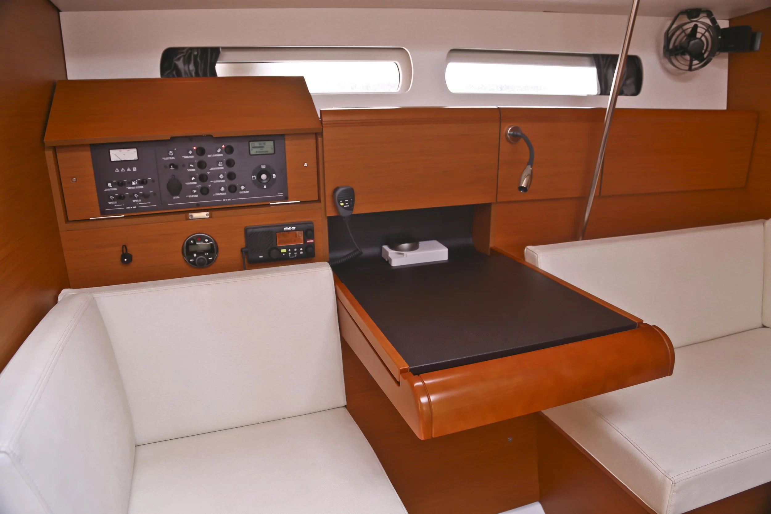 Sun Odyssey 439 (Pasithea)  - 12