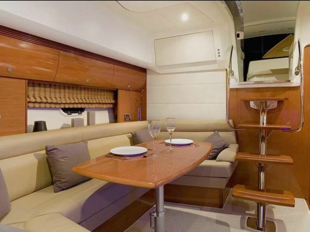 Prestige 42 (Mirage) Interior image - 3
