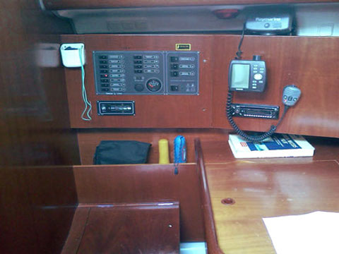 Photo #8 - Oceanis 393 Clipper (Hinitsa) en Corfú - 11109
