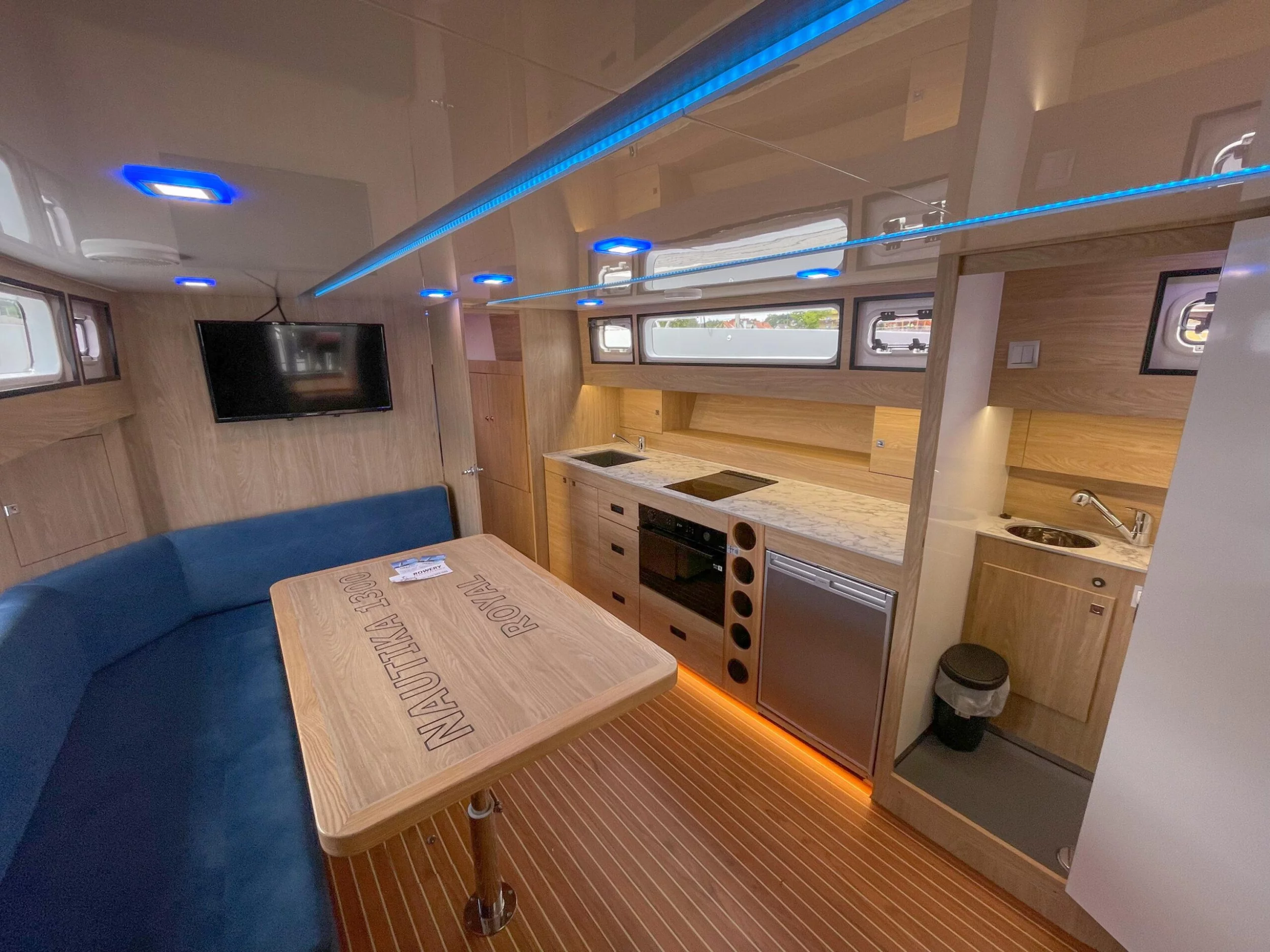 Nautika 1300 ROYAL (Nautika 1300 Royal)  - 13