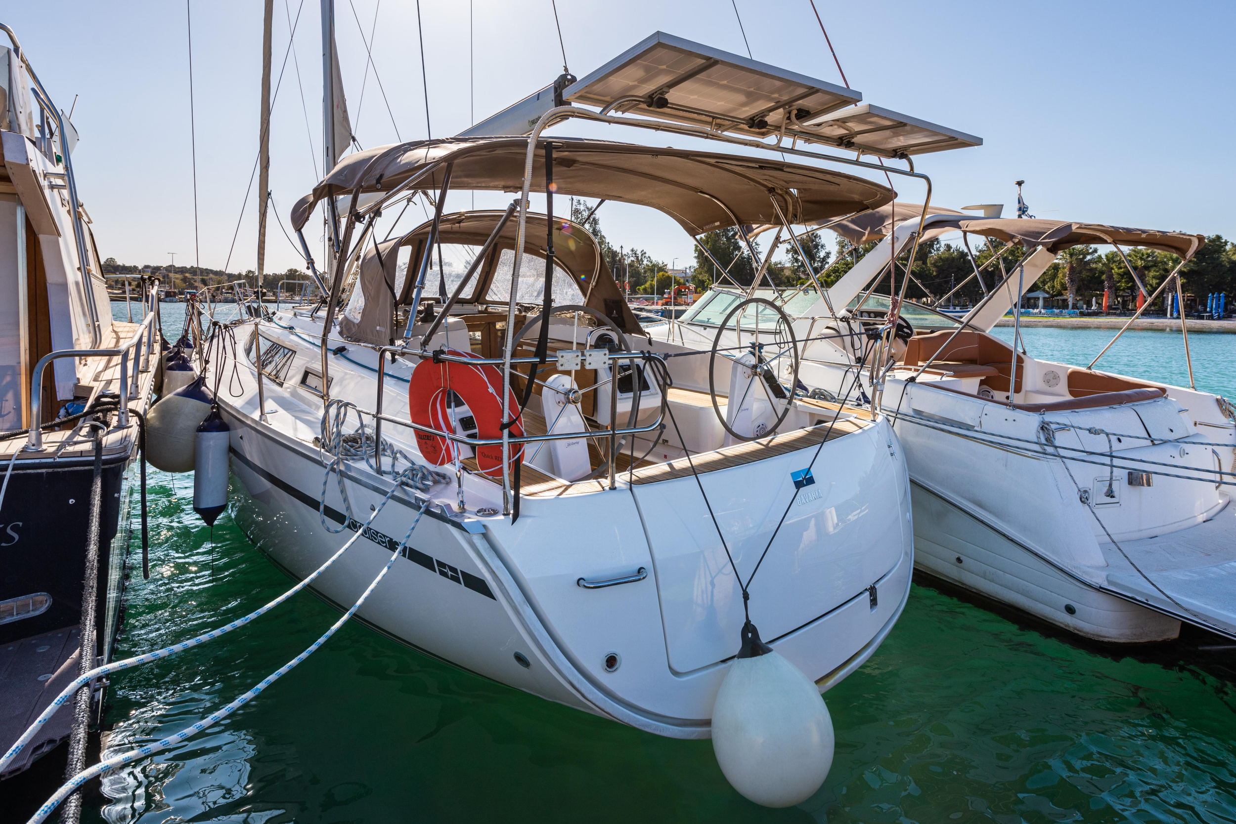 Photo #23 - Bavaria 37 (Jack Of London) en Nea Peramos - 18126