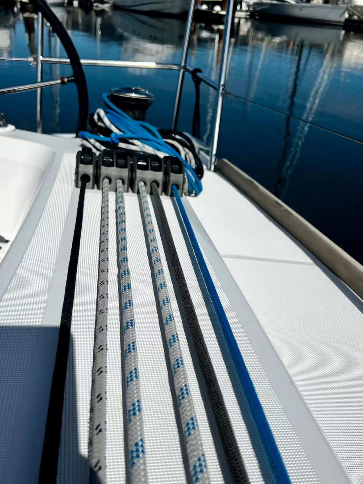 Sun Odyssey 349 (Waira)  - 9