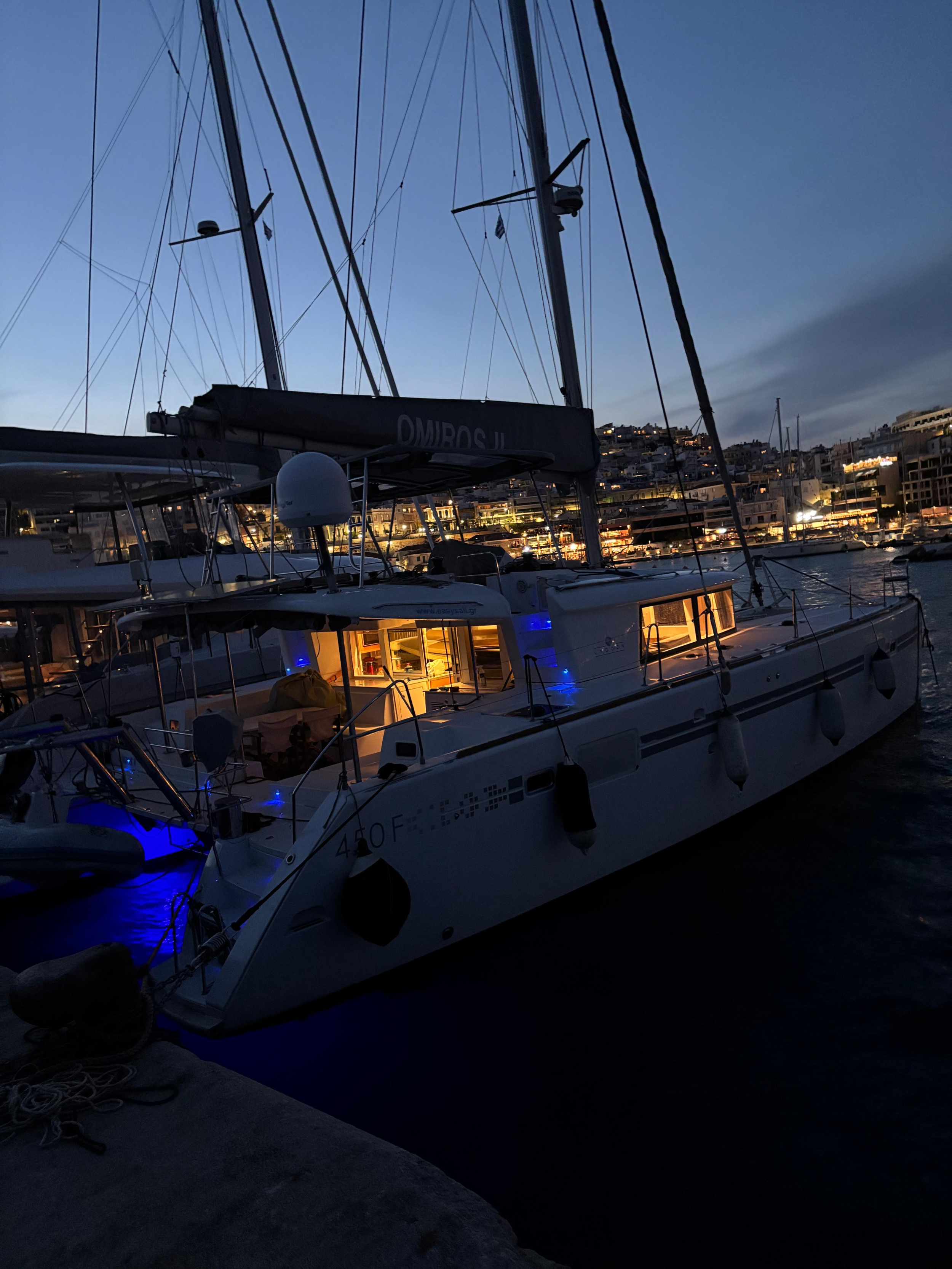 Photo #11 - Lagoon 450 Flybridge (Omiros II) en Athènes - 13136