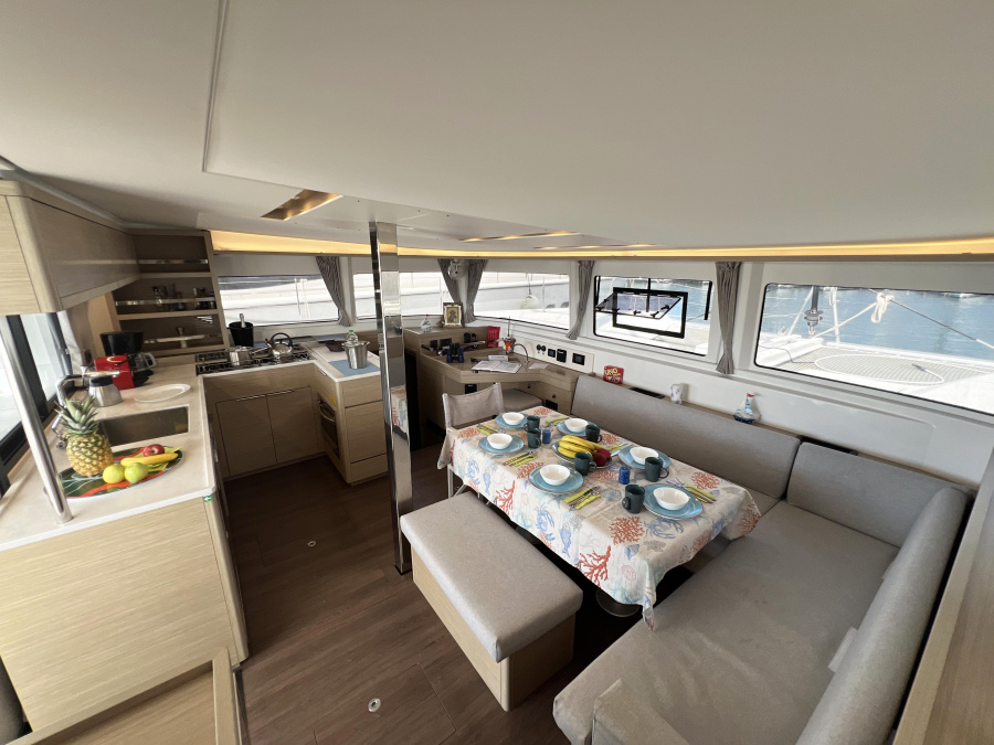 Lagoon 46 — photo 22
