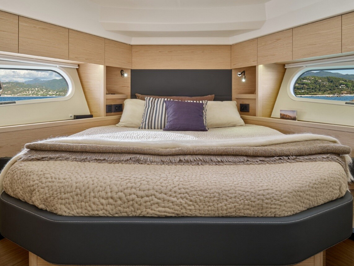 Photo #2 - Swift Trawler 48 (ST48) in Portimao - 61399