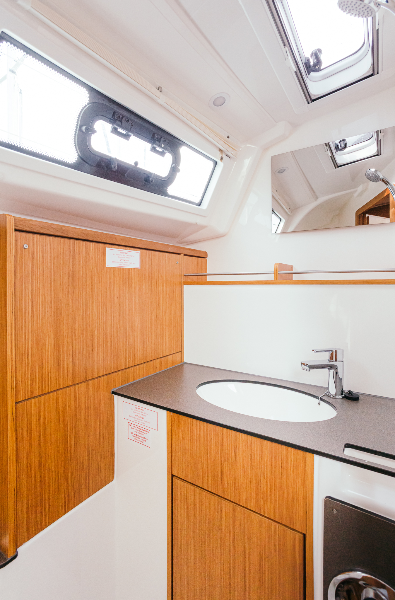 Bavaria Cruiser 37 — photo 8