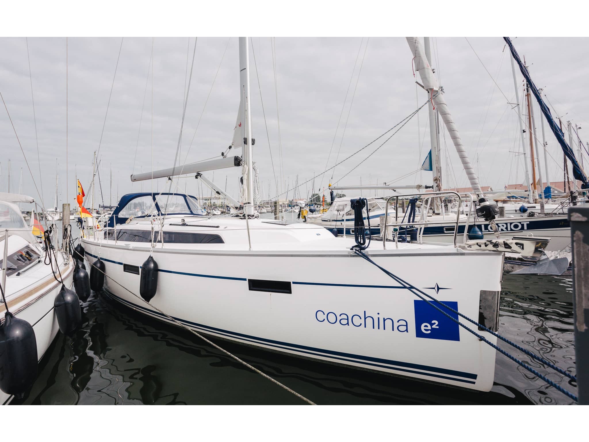 Bavaria Cruiser 37 — photo 1