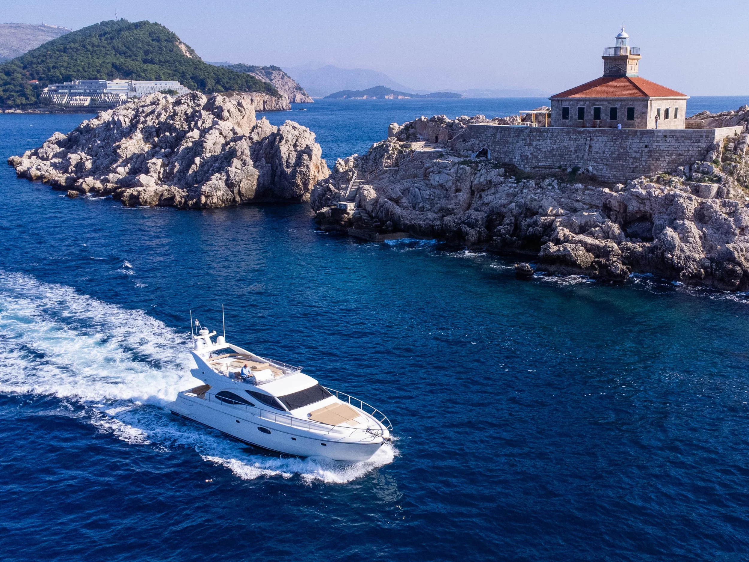 Ferretti 591 (Borna I)  - 12