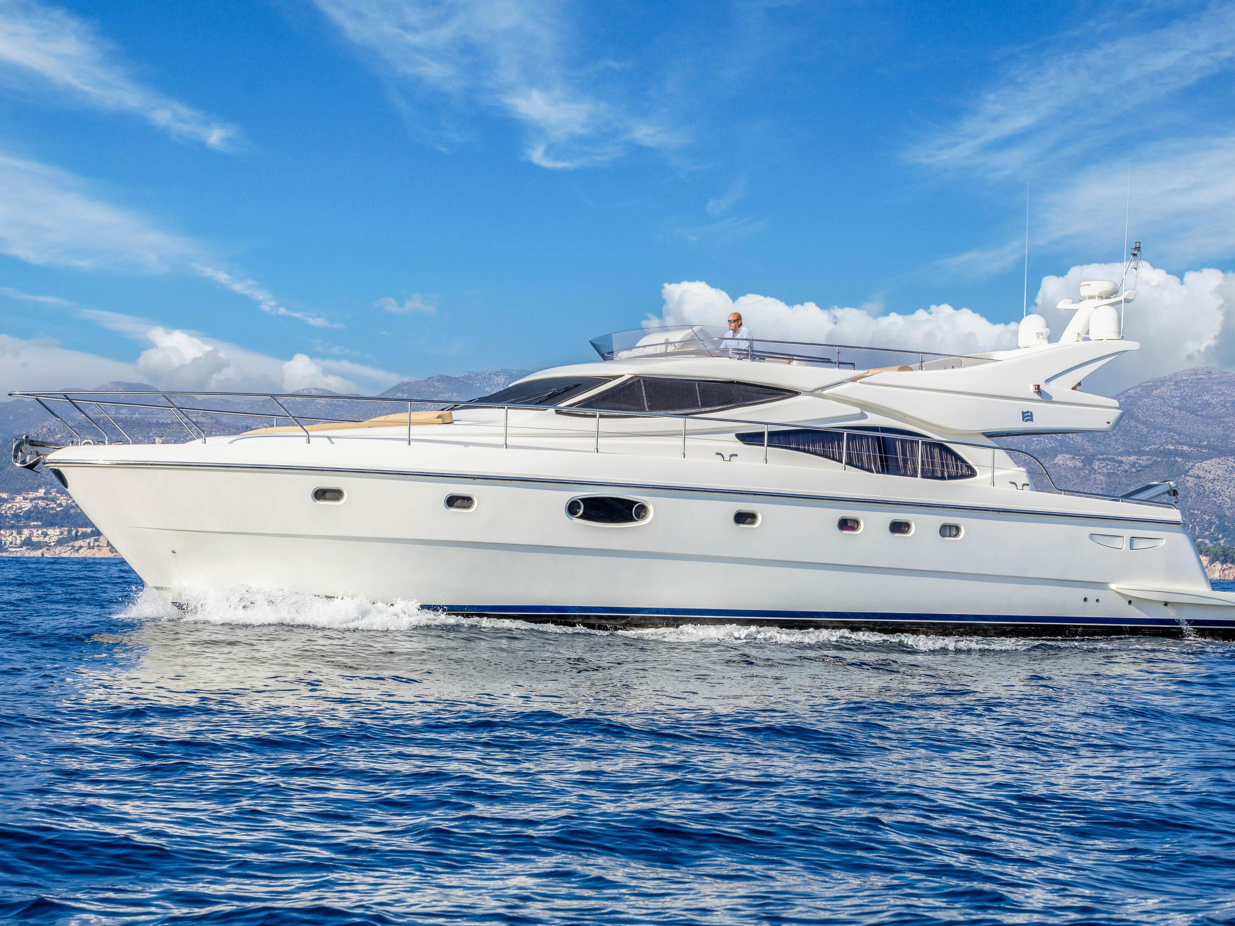 Photo #30 - Ferretti 591 (Borna I) en Dubrovnik - 61193