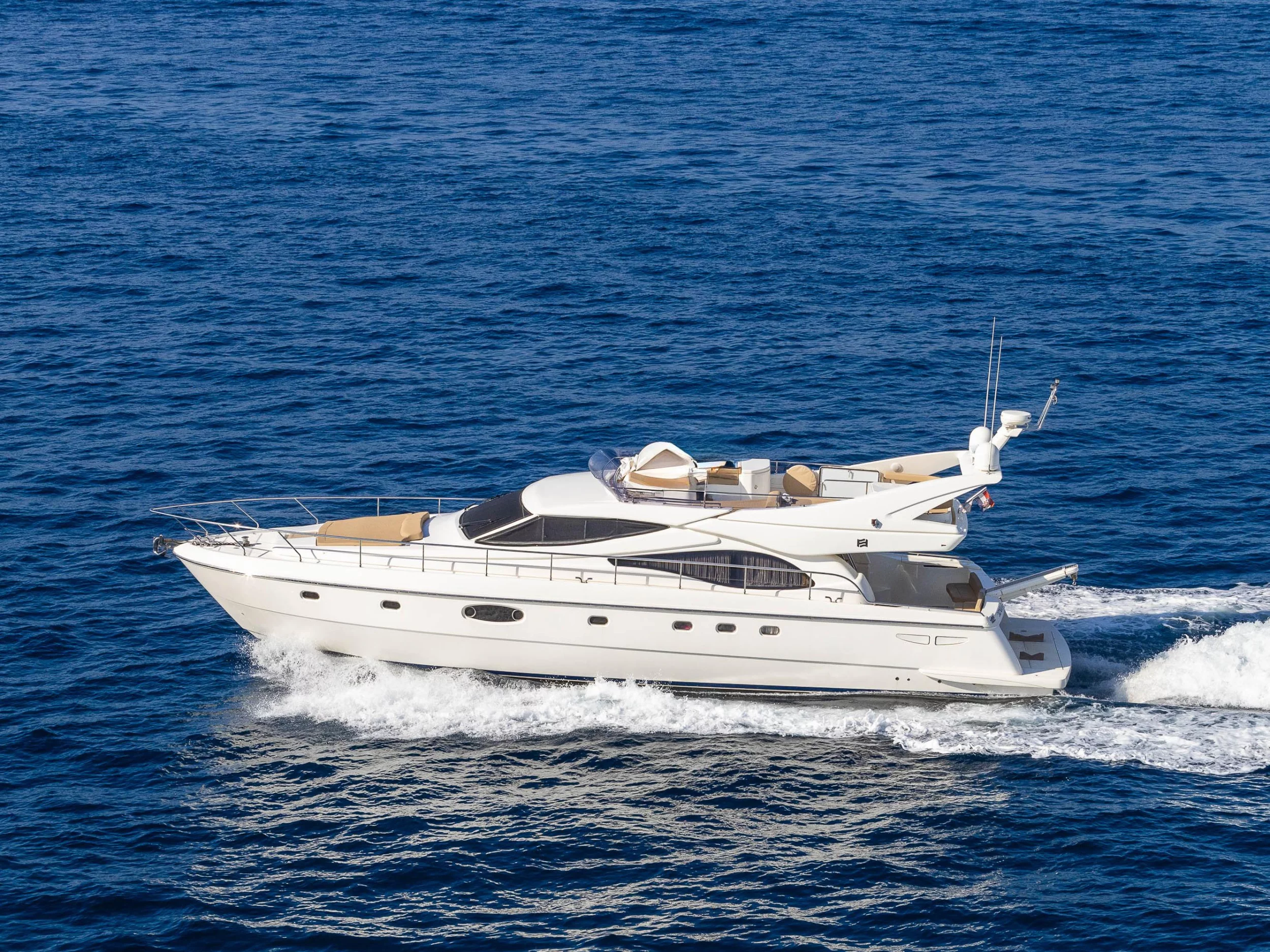 Ferretti 591 (Borna I)  - 19