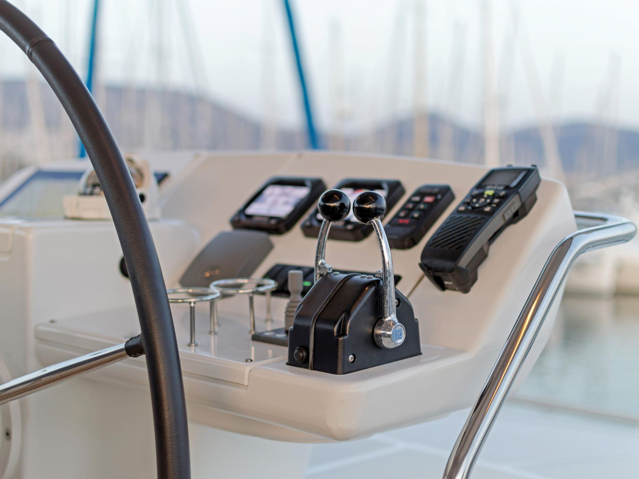 Photo #11 - Lagoon 560 (Cool Breeze) en Marina - 61043