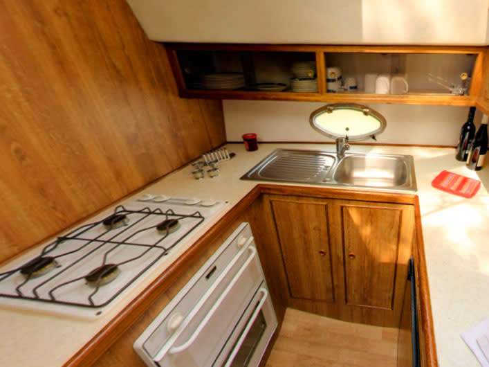 Photo #6 - Countess (Countess - Budget 8) in Benson - 62257