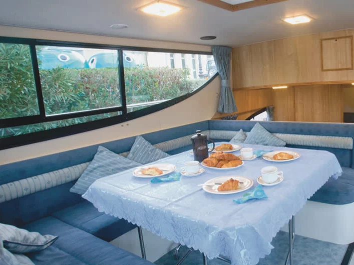 Magnifique (Magnifique - Comfort 8) Interior image - 4
