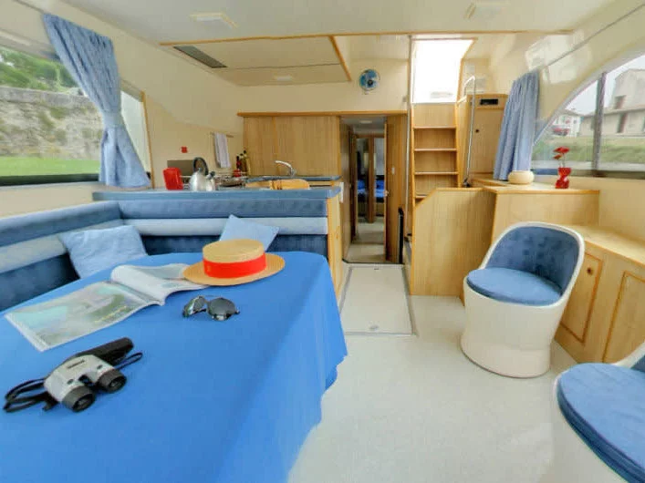 Salsa A (Salsa A - Comfort 18) Interior image - 6