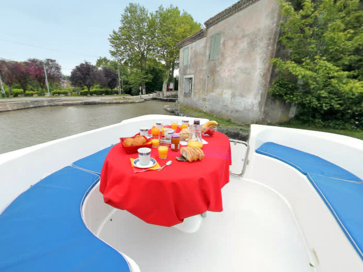 Photo #6 - Mystique (Mystique - Comfort Plus 13) in Chertsey - 62887