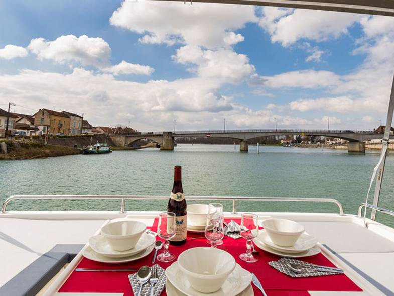 Photo #9 - Horizon 1 (Horizon 1 - Premier 19) in Jarnac - 62952