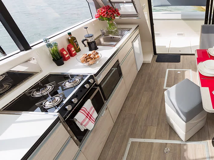 Horizon 1 (Horizon 1 - Premier 44)  - 2