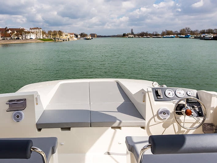 Photo #2 - Horizon 2 (Horizon 2 - Premier 25) in Port Cassafieres - 63064